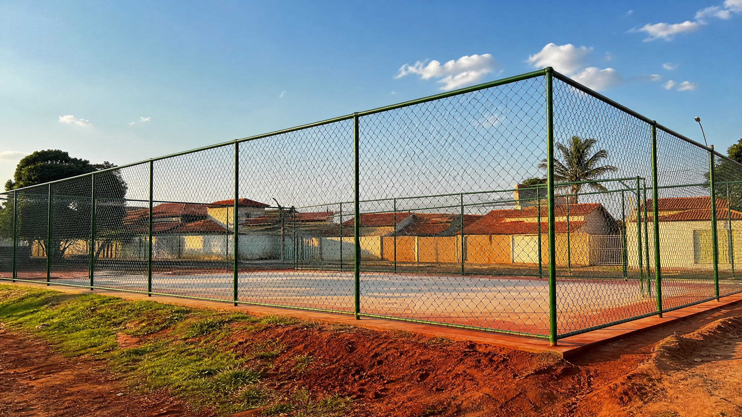 Cercamento de quadra esportiva